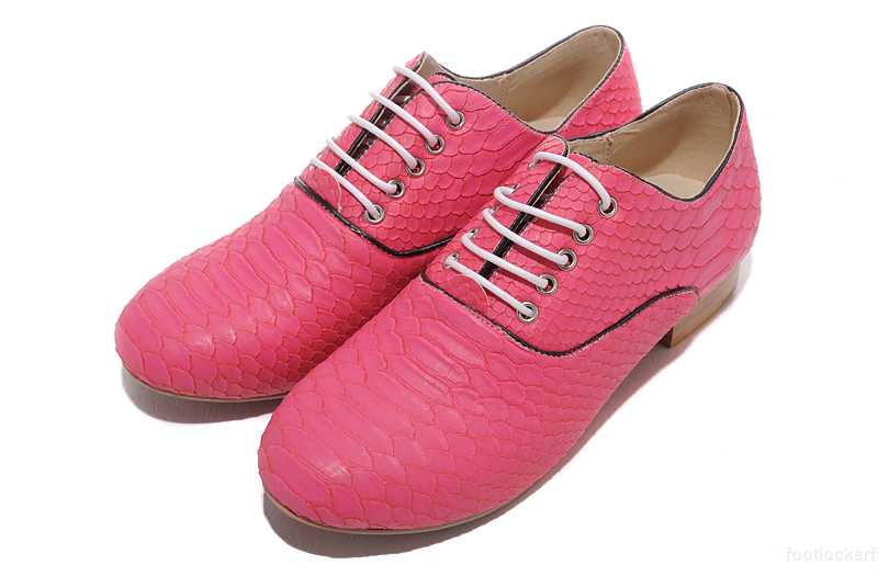 boutique christian louboutin pas cher enstock pascher prix chaussures christian louboutin vintage